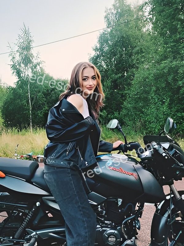 Адель — Иркутск